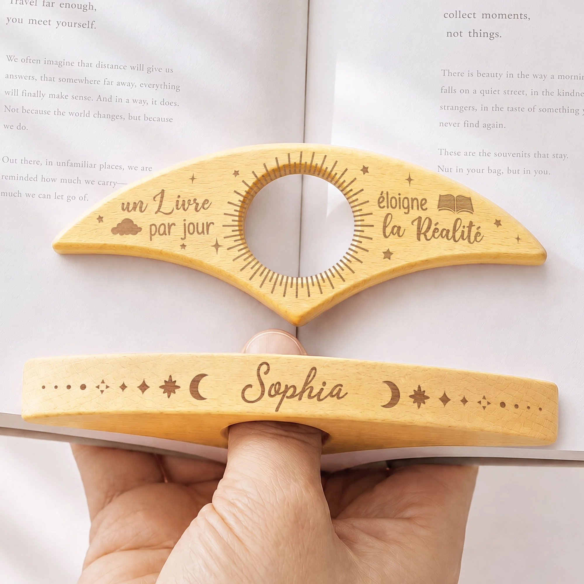 Bague De Lecture Personnalisée En Bois Femme Homme - Un Livre Par Jour Éloigne La Réalité - Image 2