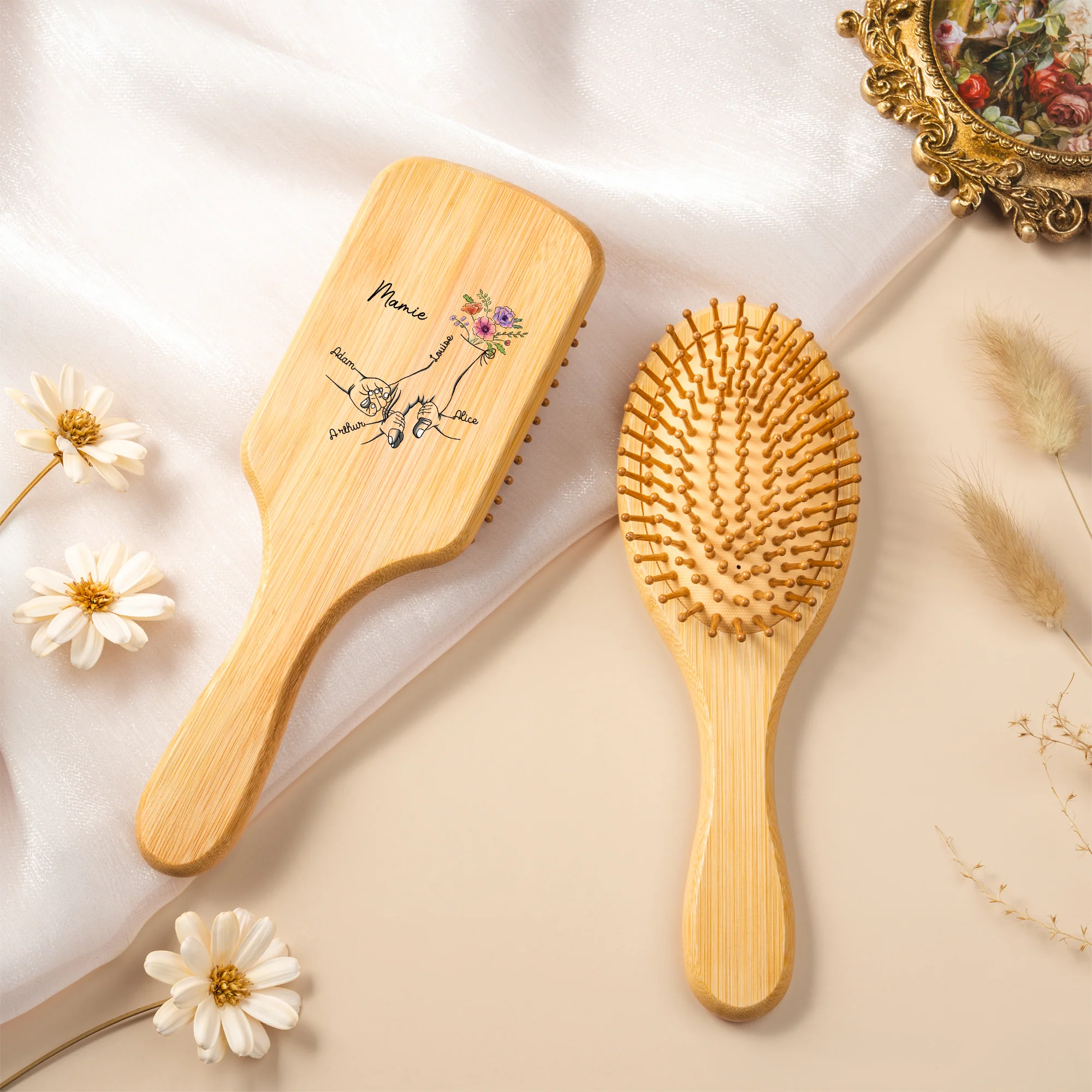 Brosse À Cheveux Personnalisée En Bambou Imprimée - Tenir La Main De Mamie Maman - Image 2