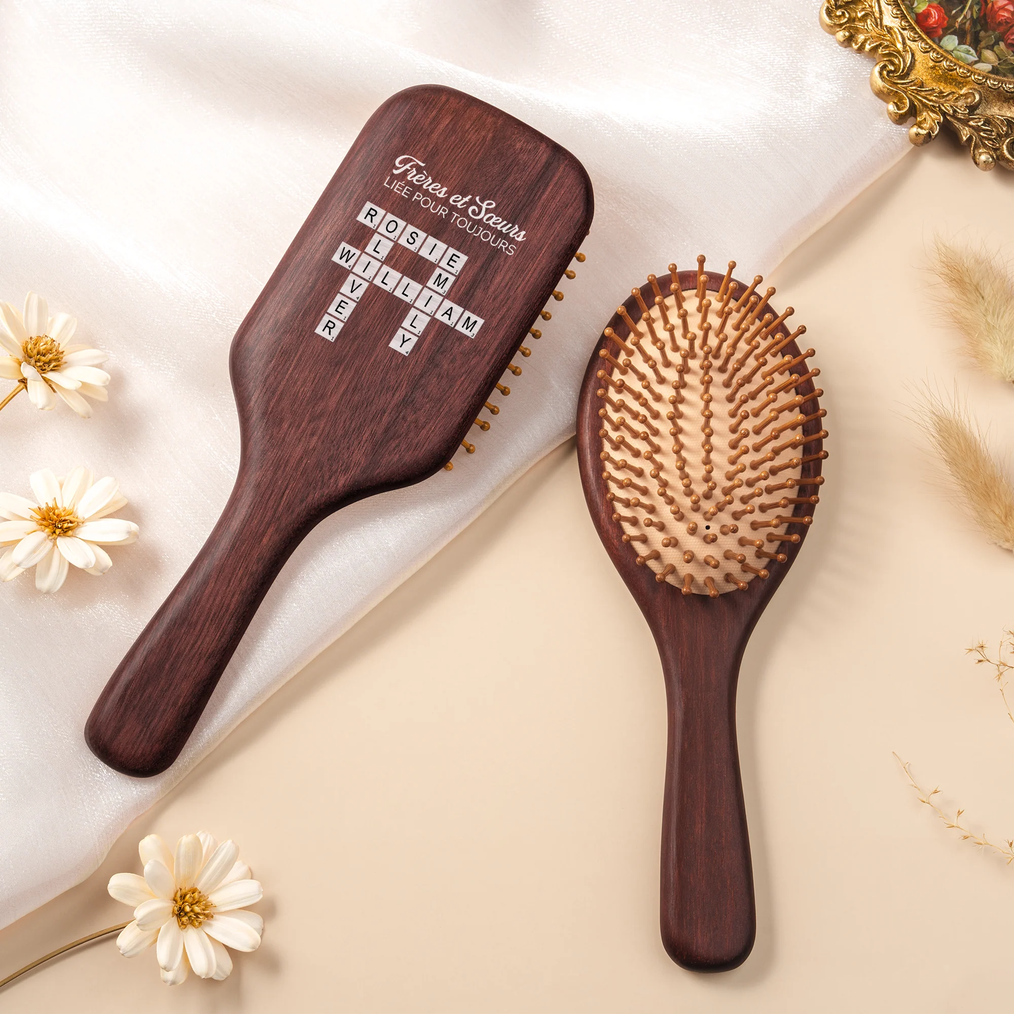 Brosse Cheveux Personnalisée En Bois De Santal Imprimée - Mots-Croisés De Famille Sœur Et Frère - Image 2