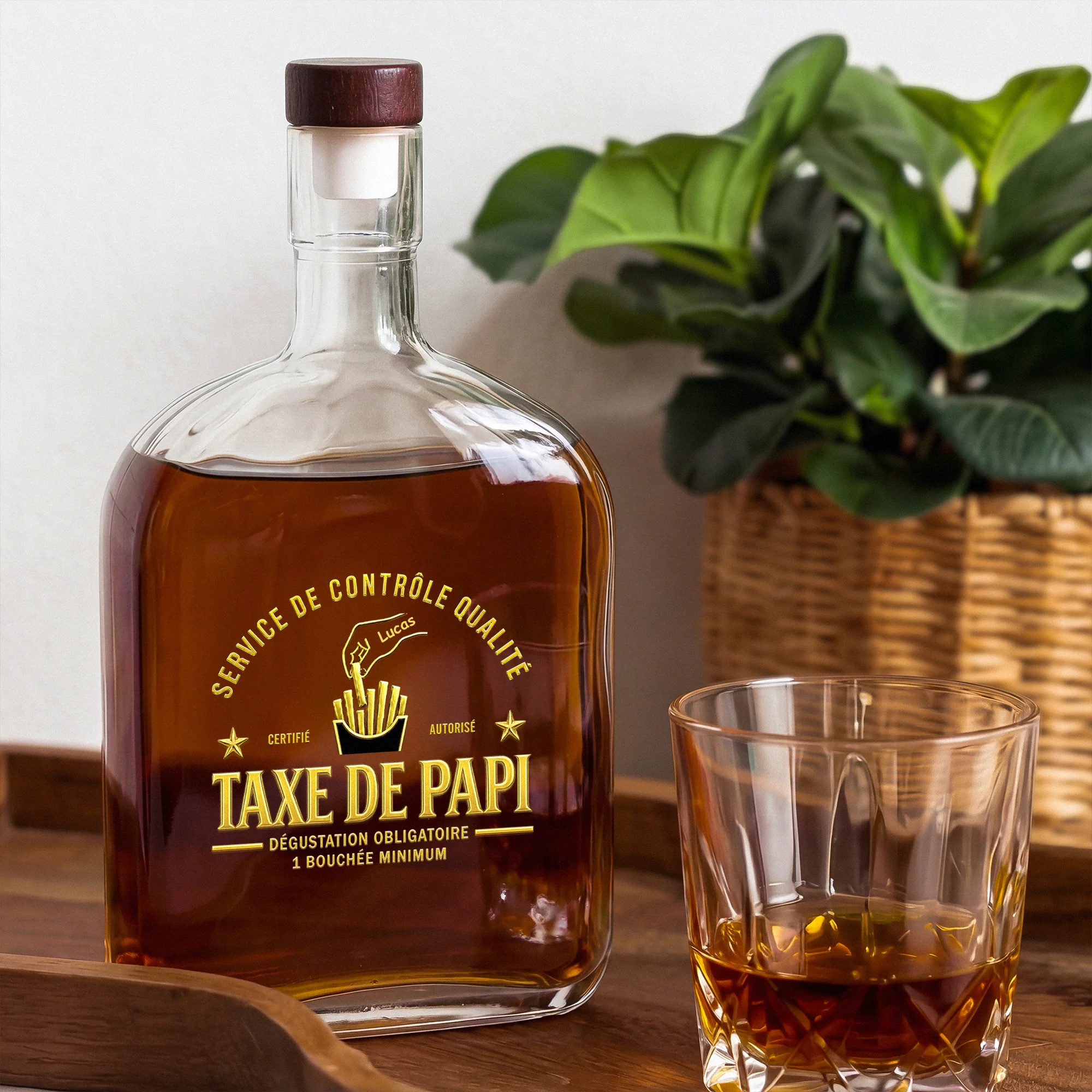 [Effet d'Impression 3D] Bouteille Whisky Personnalisée - Taxe De Papa Papy - Image 2