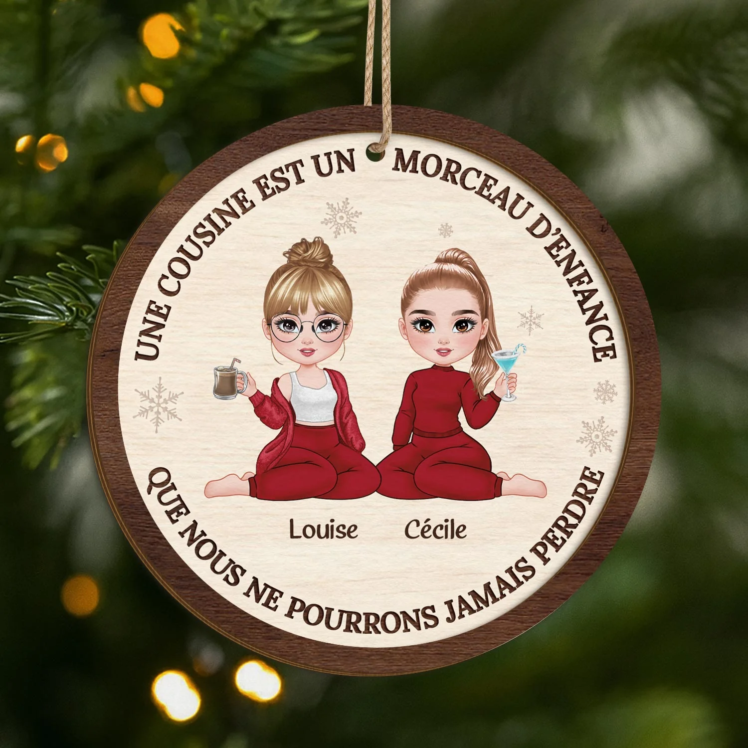Ornement Noël En Bois À 2 Couches Personnalisé - Une Cousine Est Un Morceau D’enfance