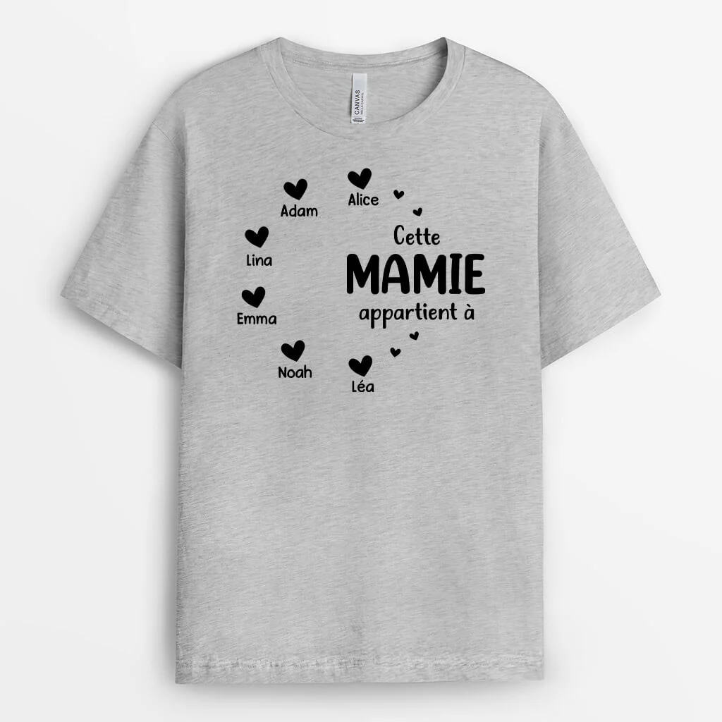 T-shirt Cette Maman/ Mamie Appartient À Version Coeur Noir Personnalisé