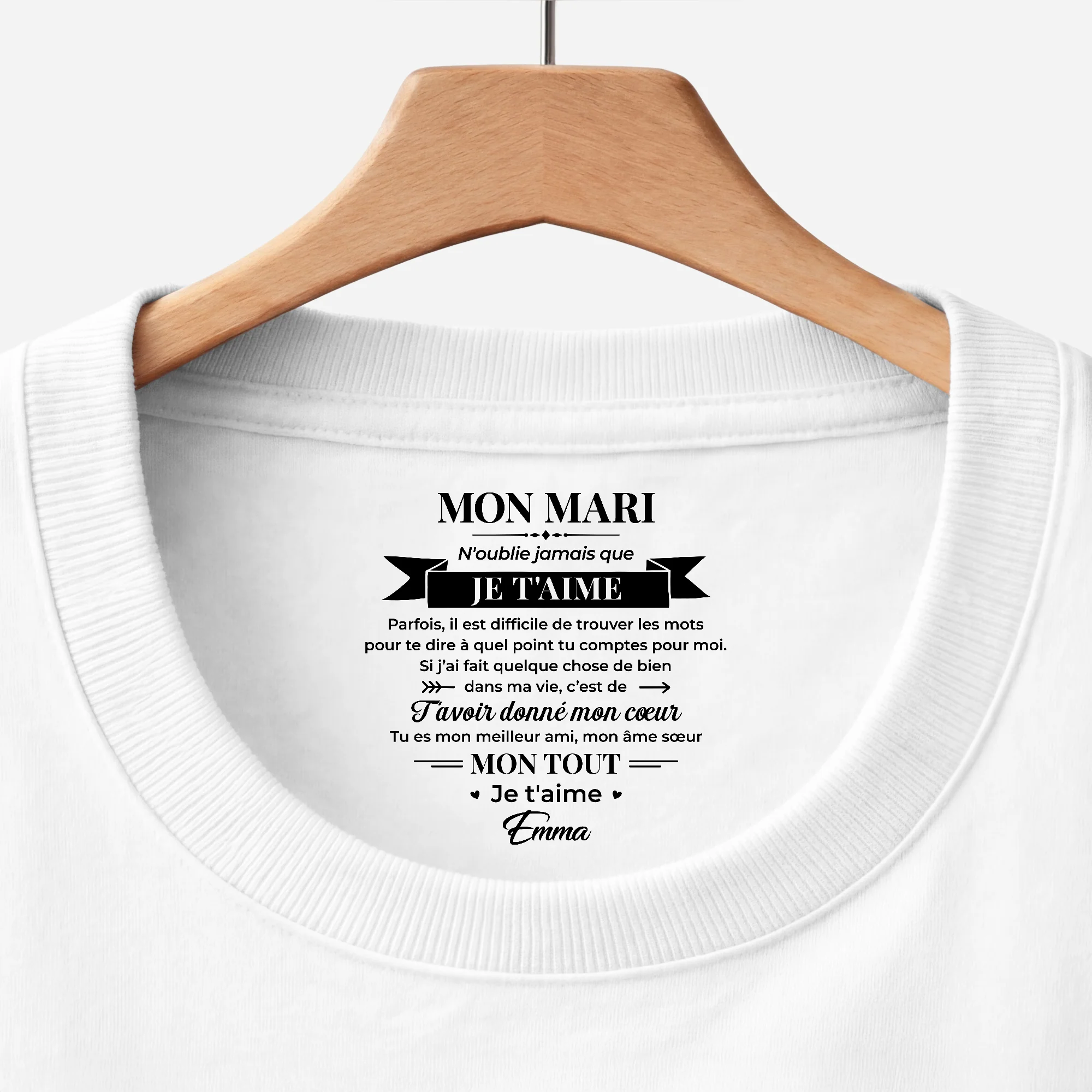 T-shirt Personnalisé Texte À L’intérieur Du Col De Couleur Claire - Cadeau Couple Mon Mari Mon Âme Sœur