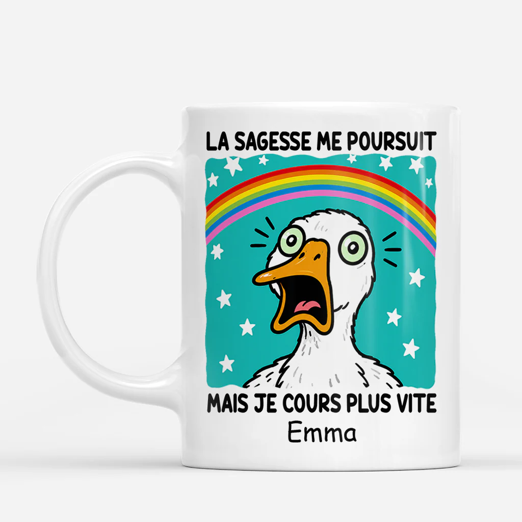 Tasse Personnalisée Collègue Femme Homme - La Sagesse Me Poursuit - Image 2