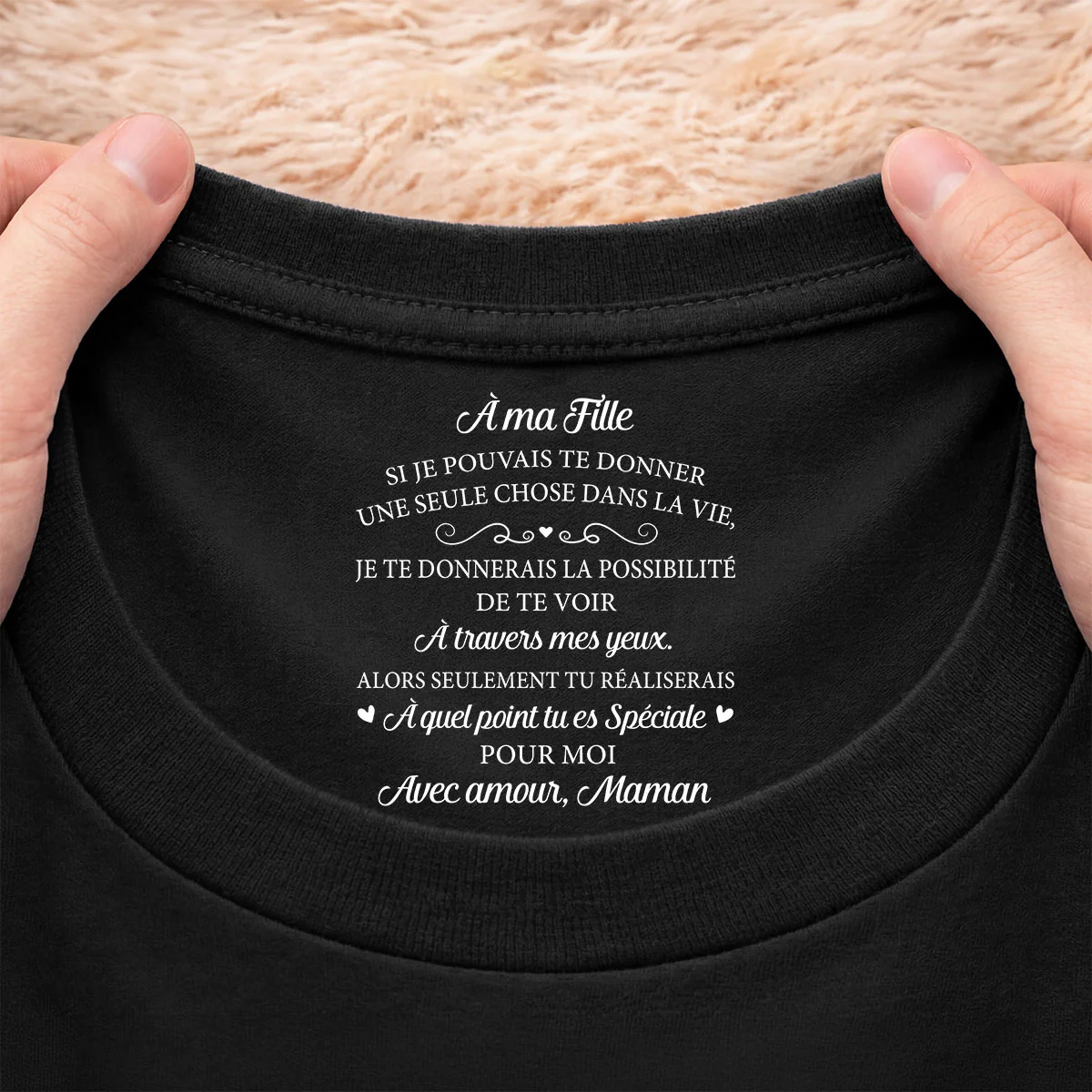 Tee Shirt Personnalisé Noir Avec Texte À L’intérieur Du Col Femme/Homme - Fille Fils Spécial Pour Moi - Image 2
