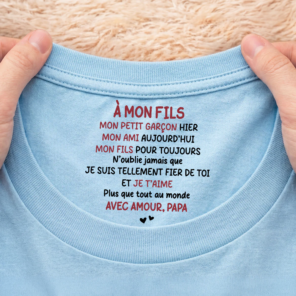 Tee Shirt Personnalisé Texte À L’intérieur Du Col Blanc Femme/Homme - À Mon Fils Ma Fille - Image 2