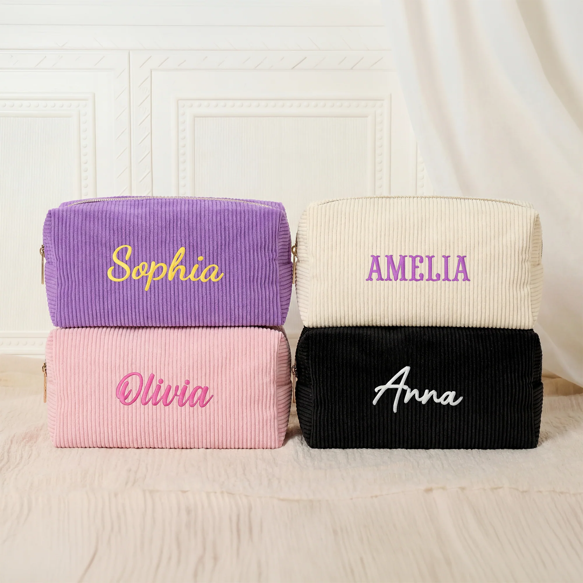 Trousse De Maquillage Personnalisée Brodée En Velours Côtelé - Cadeau Pour Une Femme
